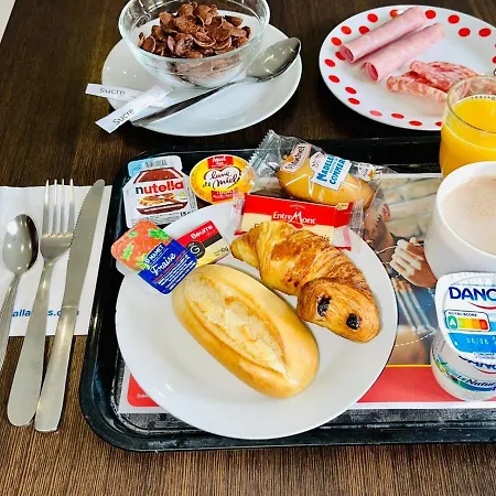 Initial By Balladins Saint-quentin / Hotel