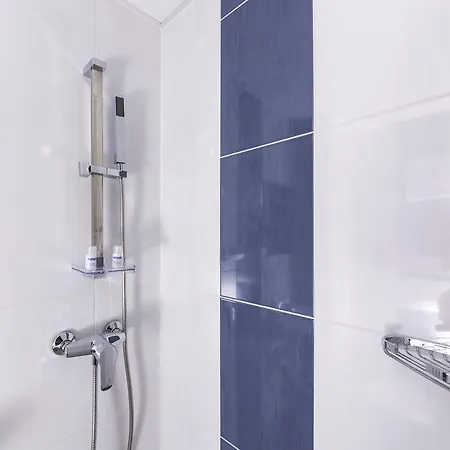 Initial By Balladins Saint-quentin / Hotel Gauchy