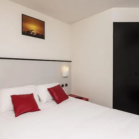 Initial By Balladins Saint-quentin / 2*