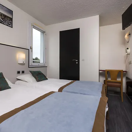 Hotel Initial By Balladins Saint-quentin /