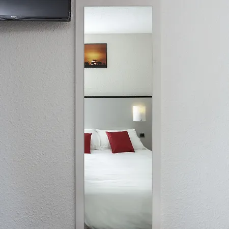 Hotel Initial By Balladins Saint-quentin /