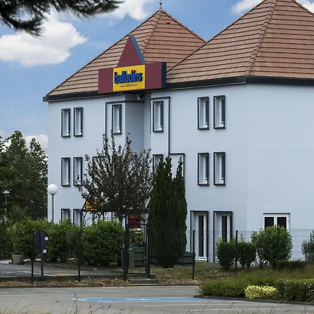 Initial By Balladins Saint-quentin /