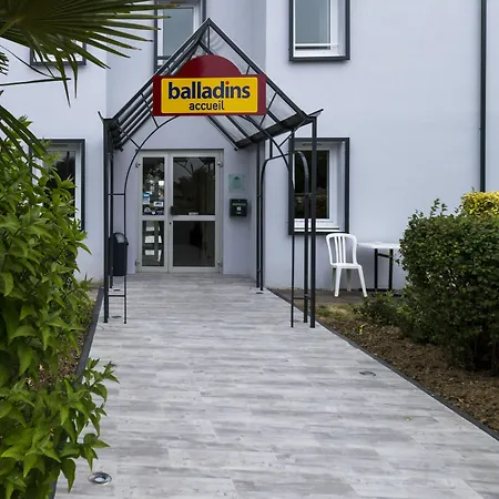 Initial By Balladins Saint-quentin / Hotel 2*