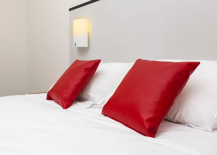 Le Balladins De Saint-quentin Hotel